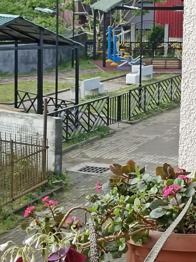 Mini Hotel On Guramishvili 22 コブレチ エクステリア 写真