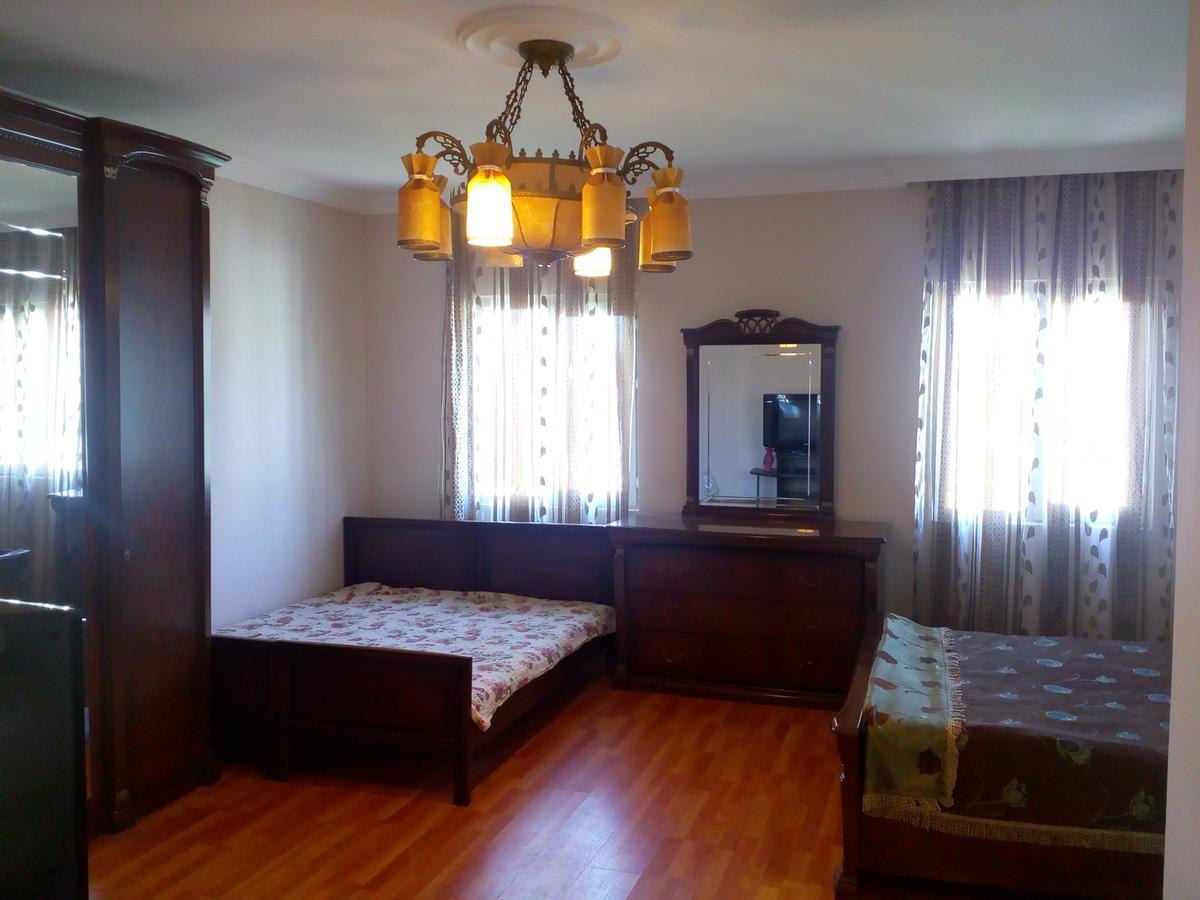 Mini Hotel On Guramishvili 22 コブレチ エクステリア 写真