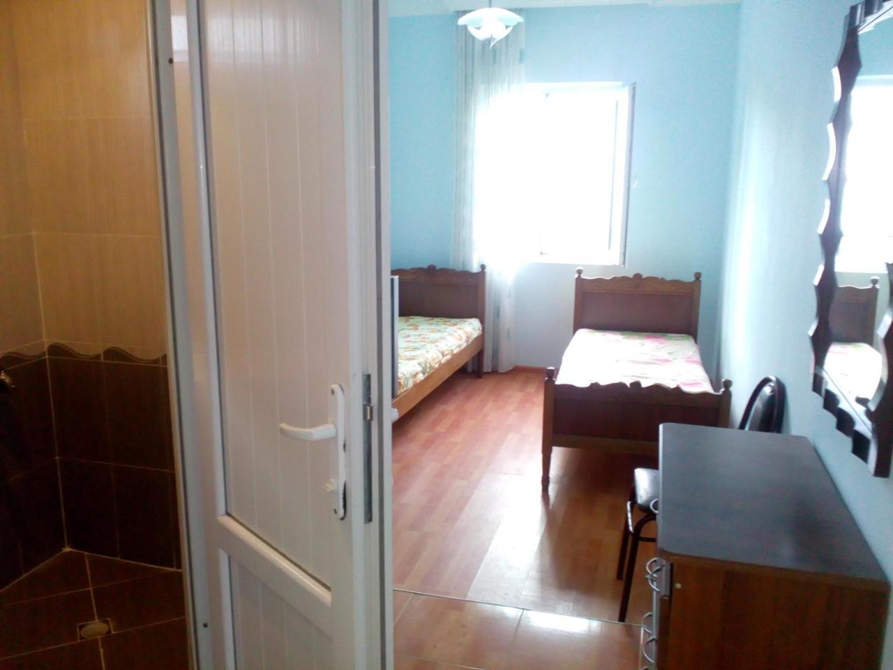 Mini Hotel On Guramishvili 22 コブレチ エクステリア 写真